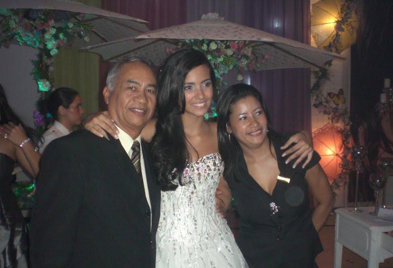 Foto de Dayanna com Túlio e Djane