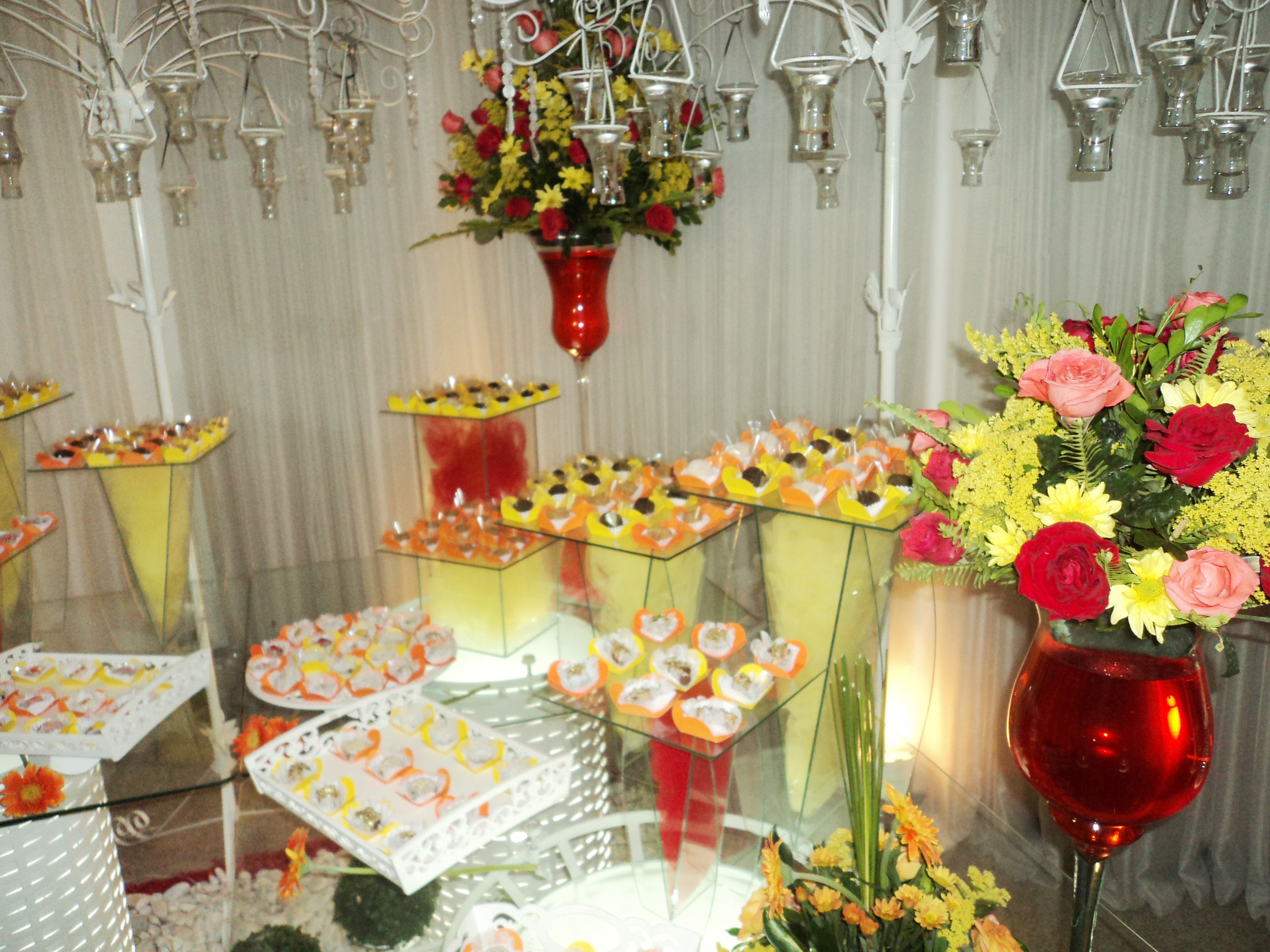 Foto mesa de bolo do casamento
