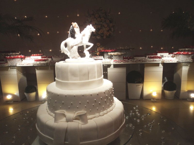 foto mesa de bolo casamento Mariana Rios e Jorge,1.11.14